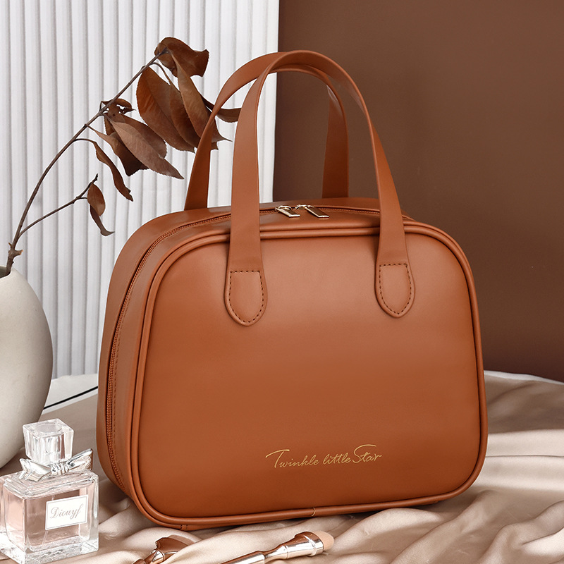Bolsa de maquillaje semicurva  - Luxury Bags Level reseña y precio