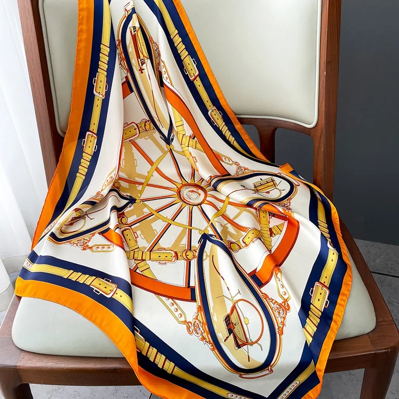 Pañuelo Cuadrado de Seda Delga - Luxury Bags Expensive reseña y precio
